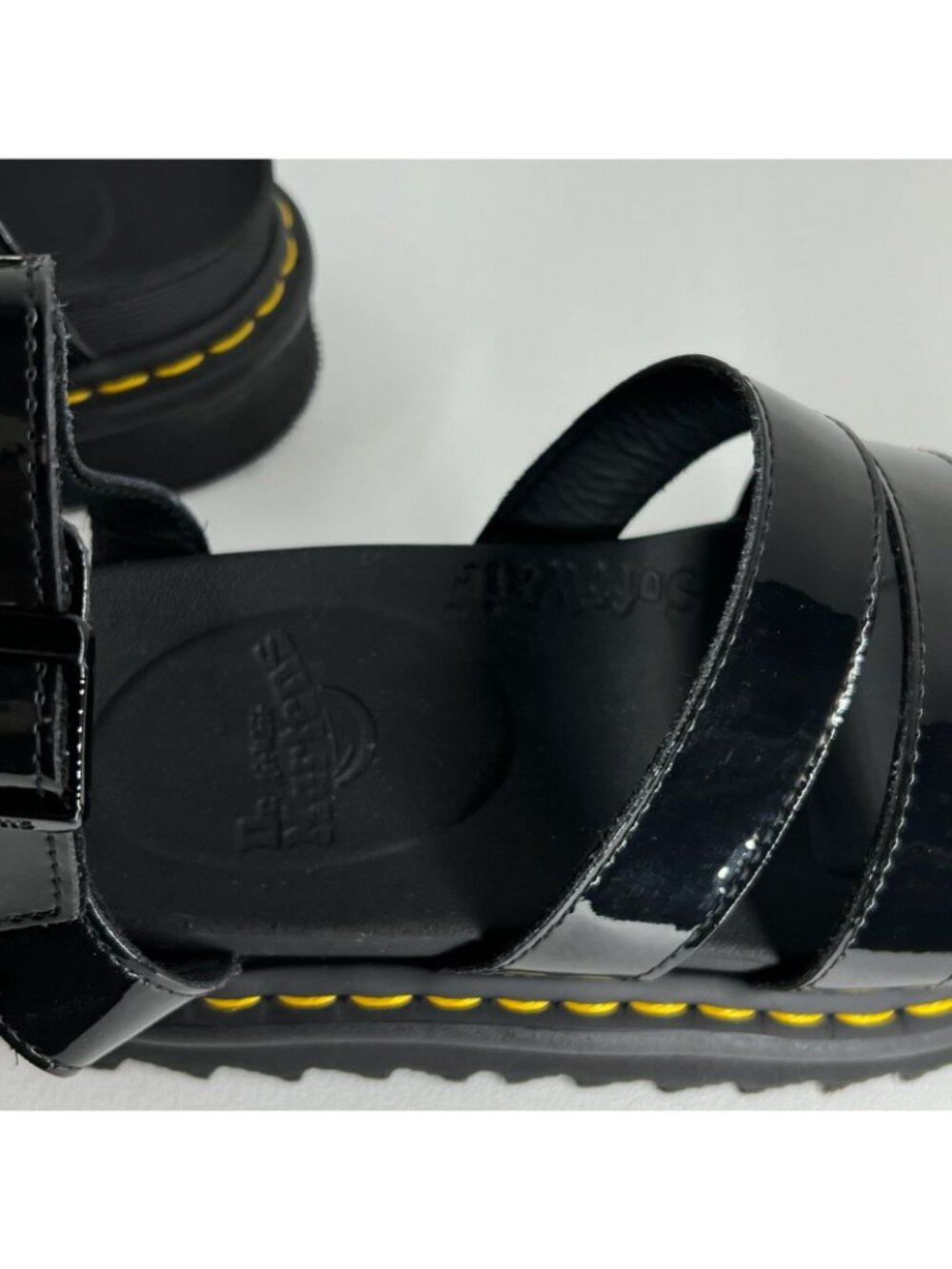 Dr. Martens Blaire Patent Leather Platform Sandals US 8 Adjustable Strappy Black - Picture 9 of 13